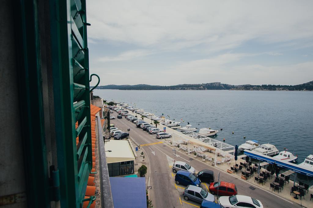 Apartments And Rooms Ille Šibenik Quarto foto